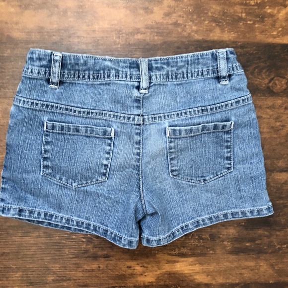 Circo Girls Denim Jean Shorts, Size Medium 7-8, 5 pocket, adjustable waist - Picture 2 of 7